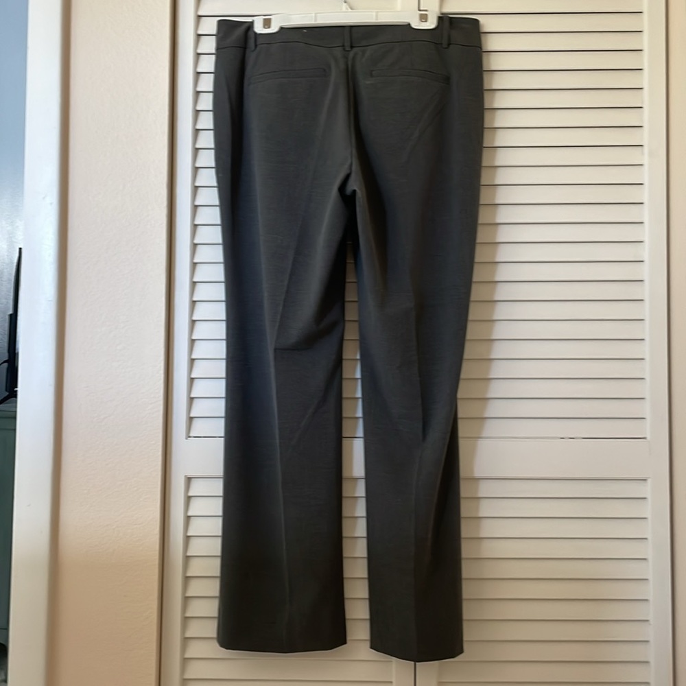 AT Factory Gray Signature Trousers, size 8